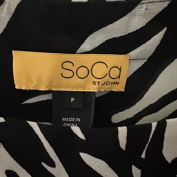 SoCa ST. JOHN silk set ( top and pants) - Picture 2 of 13